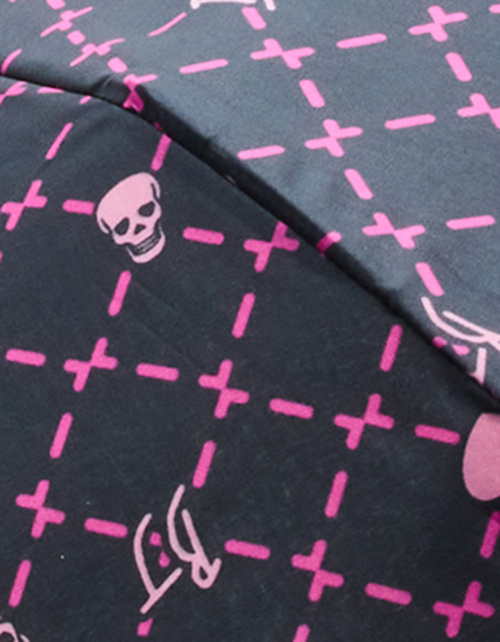 Betsey Johnson Everyday | BETSEY'S HEART & SKULL PRINT UMBRELLA BLACK MULTI
