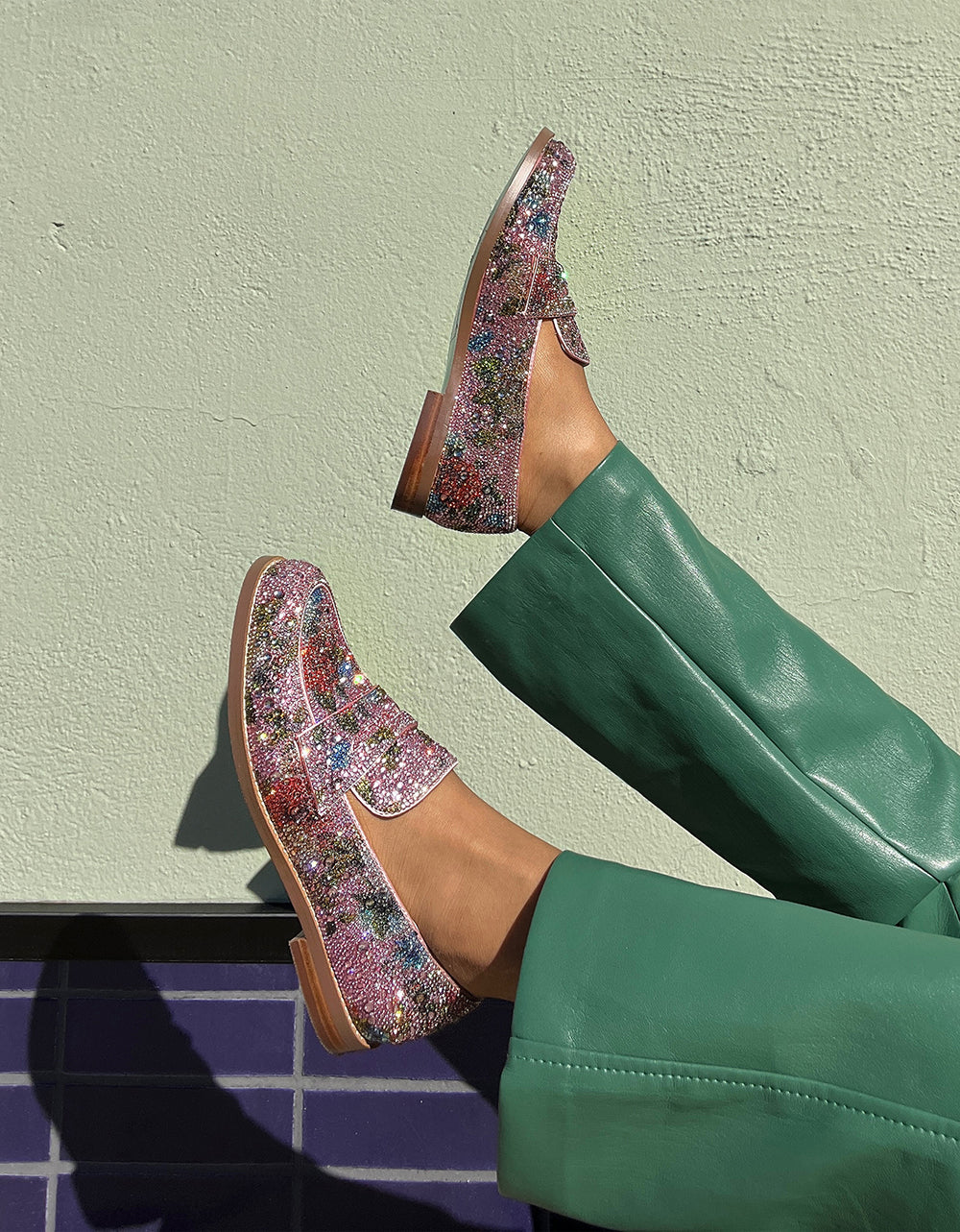 Betsey Johnson Recommended | ARON FLORAL MULTI Loafers
