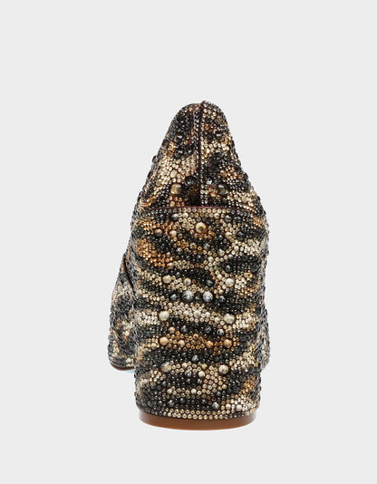 Betsey Johnson Best Price | JODY LEOPARD Pointed Toe Pumps