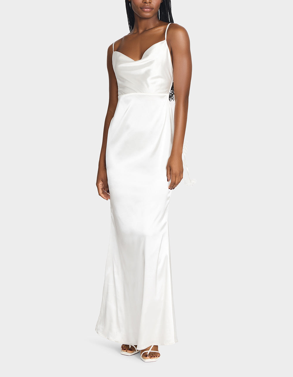 Betsey Johnson Essential | THREAD OF ROSES DRESS WHITE White Maxi Dress with Floral Detailing