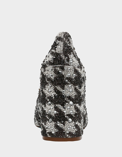 Betsey Johnson Premium | JODY HOUNDSTOOTH Pointed Toe Heel