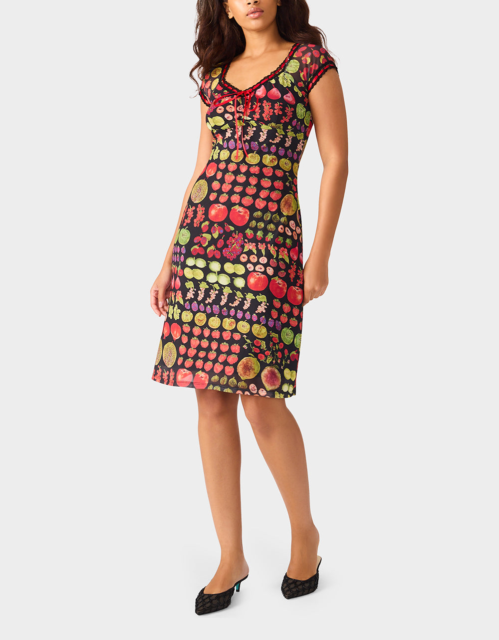 Betsey Johnson Quality | BETSEY'S FRUIT DRESS BLACK MULTI Women's Fruit Print Short-Sleeved Slip Dress