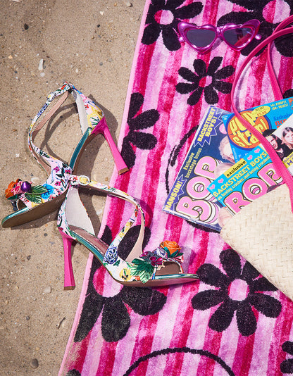 Betsey Johnson New | SWEETHEART SUNNIES PINK
