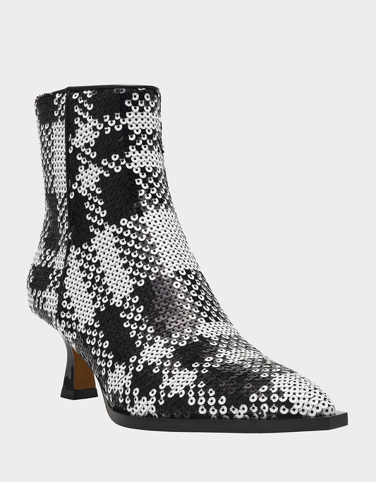 Betsey Johnson Best Price | LOUISA BLACK/WHITE PLAID Women's Pointed Toe Kitten Heel Ankle Bootie