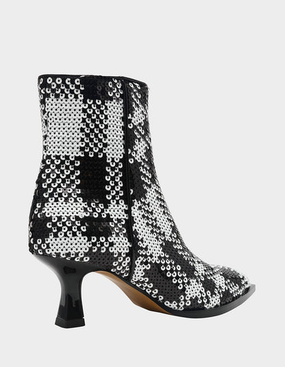 Betsey Johnson Best Price | LOUISA BLACK/WHITE PLAID Women's Pointed Toe Kitten Heel Ankle Bootie