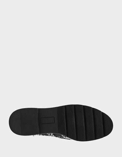 Betsey Johnson Premium | HARLOE BLACK WHITE PLAID Platfrom Pearl Embellished Women's Loafer
