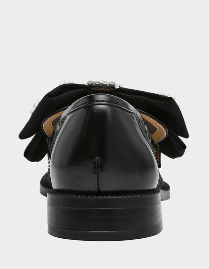 Betsey Johnson Smart Buy | SETH BLACK Women's Mesh Pearl Bow Slip-On Loafer