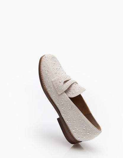 Betsey Johnson Value | ARON IVORY Pearl Loafers