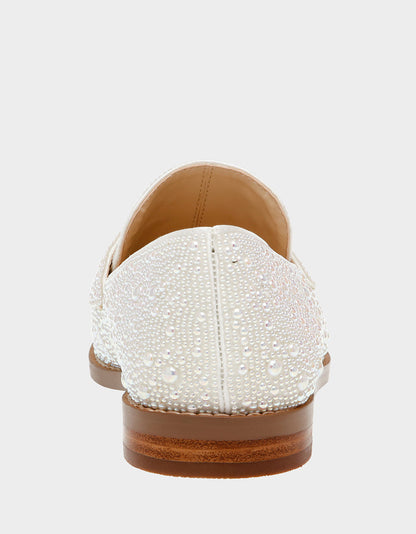 Betsey Johnson Value | ARON IVORY Pearl Loafers