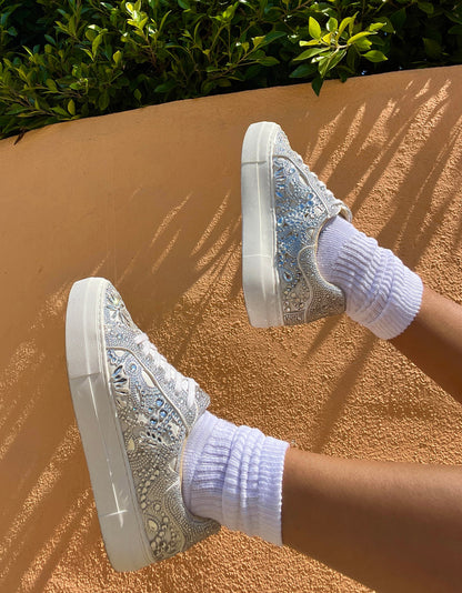 Betsey Johnson Essential | REILY WHITE Platform Low-Top Lace-Up Rhinestone Women's Sneaker