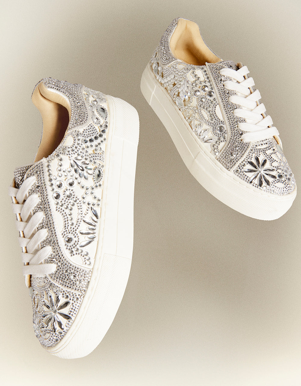 Betsey Johnson Essential | REILY WHITE Platform Low-Top Lace-Up Rhinestone Women's Sneaker