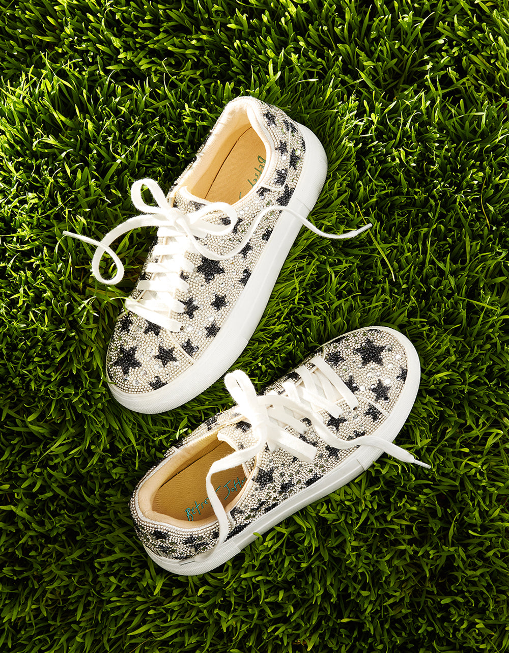 Betsey Johnson Customer Favorite | SIDNY BLACK STAR