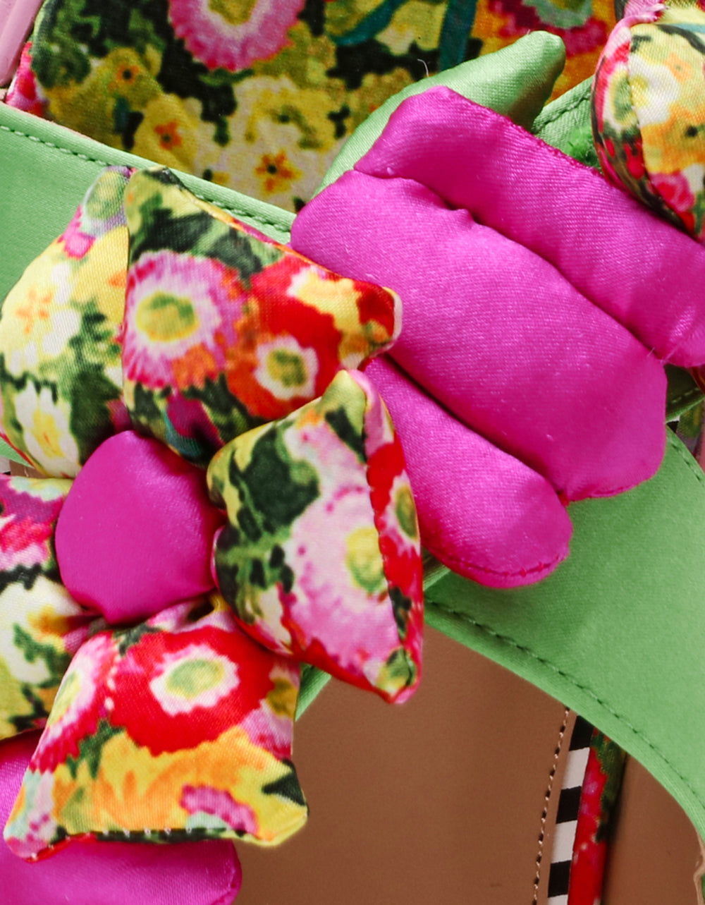 Betsey Johnson Signature | JEROMY GREEN FLORAL MULTI Women's Pink Green Lug Floral Sandal