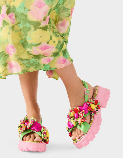 Betsey Johnson Signature | JEROMY GREEN FLORAL MULTI Women's Pink Green Lug Floral Sandal