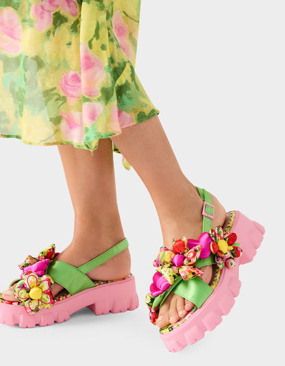 Betsey Johnson Signature | JEROMY GREEN FLORAL MULTI Women's Pink Green Lug Floral Sandal