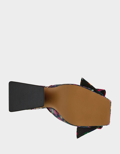 Betsey Johnson Top Pick | JORDN DITSY FLORAL Square-Toe Mule Block Heel