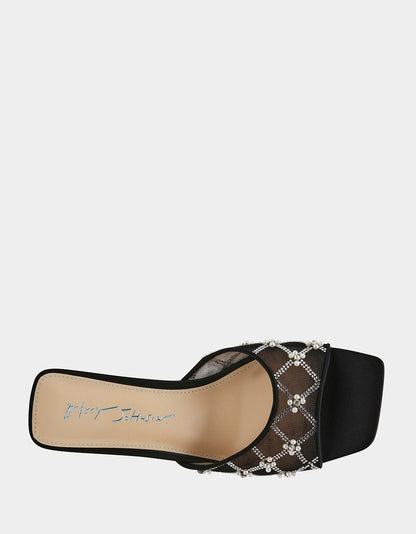 Betsey Johnson Recommended | EMM BLACK Slip-On Mule