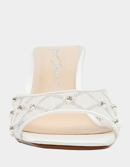 Betsey Johnson Exclusive | EMM IVORY Slip-On Mule Sandal